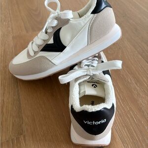 Women's Athletic Shoes - Black and White